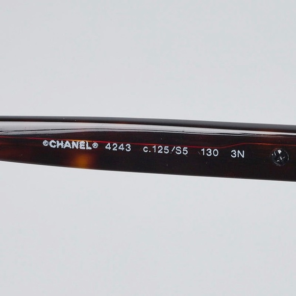 Chanel - Picture 4 of 5